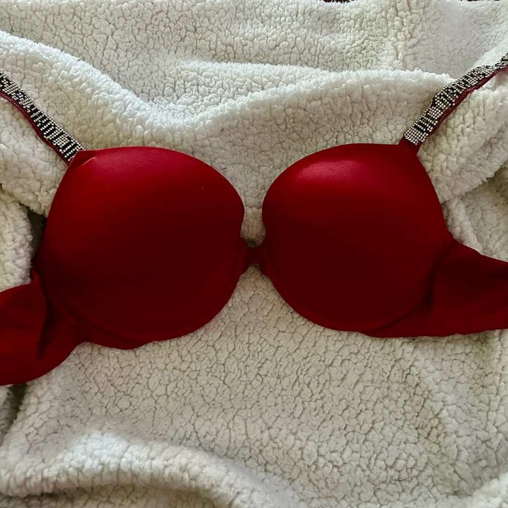 Victoria’s Secret Very Sexy Shine Strap Elegant Red Push-Up Bra